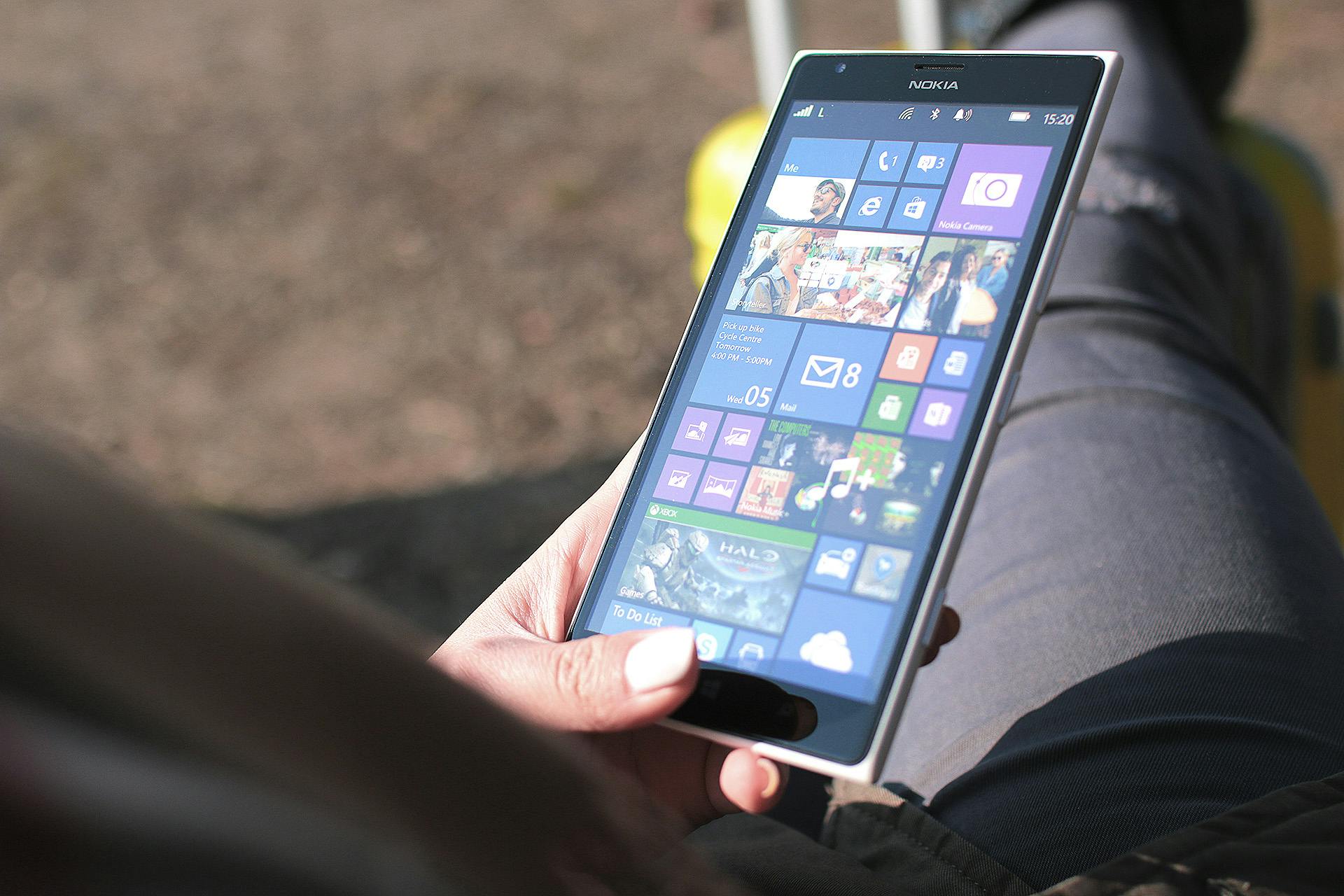 Je vous ai mis un Windows Phone pour vous rappeler qu'un jour, cela a existé, et que ça ne nous rajeunit pas.